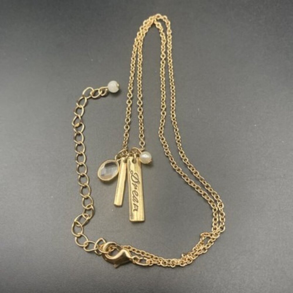 Avon Dream Charm Necklace Yellow Gold Tone Faux Pearl Bezel Facet Crystal 16+3" - Picture 2 of 7